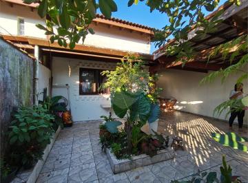 Casa · 166m² · 3 Quartos · 2 Vagas · Casa com 3 quartos à venda em Centro - SP