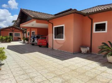 Casa · 178m² · 3 Quartos · 6 Vagas · Casa com 3 quartos à venda em Maitinga - SP