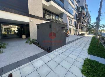 Apartamento · 185m² · 3 Quartos · Apartamento à venda - em Jurerê