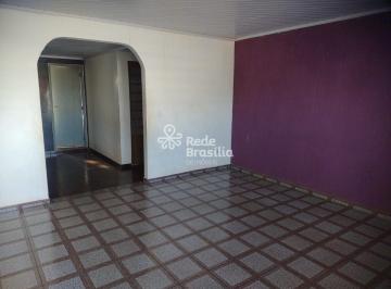 Casa · 250m² · 5 Quartos · 4 Vagas · QNM 7 - Casa com 5 quartos - 1 suíte - 6 banheiros - Ceilândia