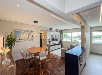 Apartamento · 61m² · 3 Quartos · 1 Vaga · Apartamento inteiro reformado, a uma quadra do Clu