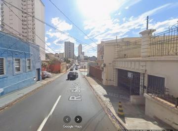Casa en Leilão de 3 quartos Centro · Leilão Exclusivo -Casa no Centro de Uberaba - MG