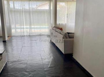 Casa · 600m² · 5 Quartos · 4 Vagas · Oportunidade - Casa Sobrado -  Centro - Jacareí - 5 Dormitórios - 300m² - Aceita Permuta.