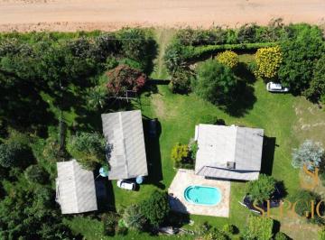 Rural de 4 quartos, Triunfo · IMÓVEL UNICO: SÍTIO 5 HECTARES COM 2 CASAS, GARAGEM TUDO EM ALVENARIA, JARDIM, POMAR E CAMPO P/GADO