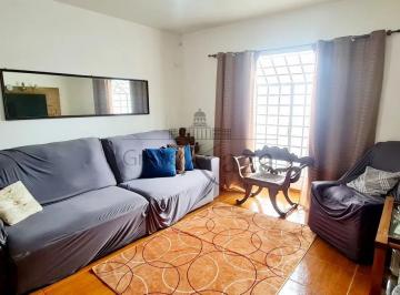 Casa · 280m² · 3 Quartos · 2 Vagas · Oportunidade - Casa - Jardim das Indústrias - 3 Dormitórios - 95m².