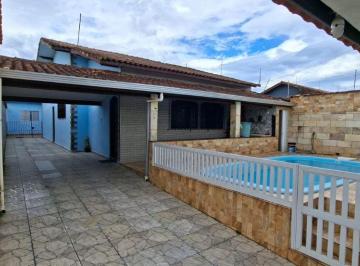 Casa de 2 quartos, Peruíbe · Casa para Venda, Peruíbe / SP. Possui piscina