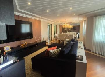 Apartamento · 165m² · 3 Quartos · 3 Vagas · Apartamento reformado com 165 m², 3 dormitórios, 3 vagas e excelente localização próximo ao Shopping