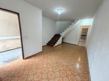 Photo 1 · Sobrado à venda com 2 dormitórios e 2 vagas próximo à Av. Pereira Barreto – Sant
