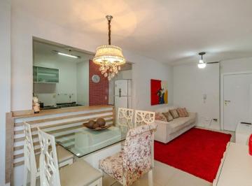 Apartamento · 94m² · 3 Quartos · 1 Vaga · Apartamento à venda no Centro em Balneário Camboriú.