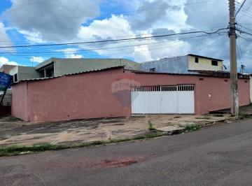 Casa · 160m² · 3 Quartos · 3 Vagas · De Aluguel para Seu Próprio Lar: Lote de Esquina em Samambaia com Casa + Kitnet Geradora de Renda-R$