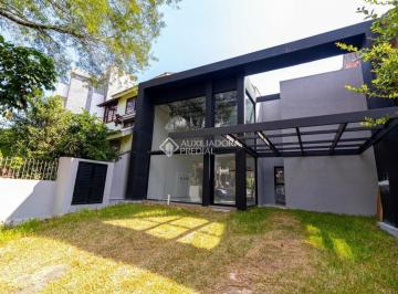 Casa · 320m² · 3 Quartos · 8 Vagas · J