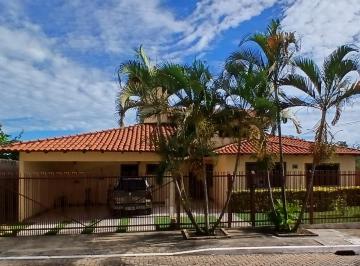 Casa de 5 quartos, Brasília · Casa no Condomínio Solar de Brasília, piscina, churrasqueira