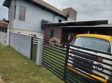 Casa · 65m² · 2 Quartos · 2 Vagas · Casa com 2 quartos/dormitórios no bairro São João do Rio Vermelho, em Florianópolis - SC