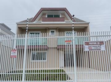Foto 1 ·
Sobrado independente em Santa Felicidade com suíte, ático e 2 vagas de garagem