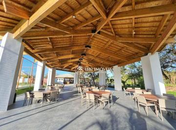 ab34ed5291e37864c9143c80cb373fa290a39f1d · Um apartamento pronto para viver