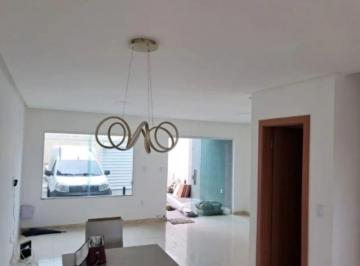 Casa de 3 quartos, Lauro de Freitas · ÓTIMA CASA DUPLEX com 3 suítes a 5 minutos da Praia de Ipitanga