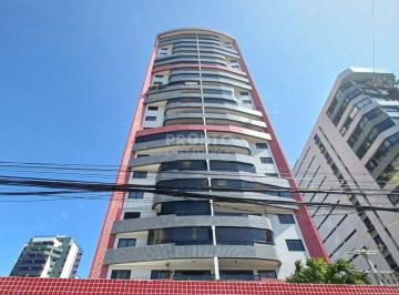 Apartamento de 4 quartos, Jaboatão dos Guararapes · Apartamento a beira mar em Piedade, 3 quartos, +1 convertido em closet, 2 suítes, 3 vagas