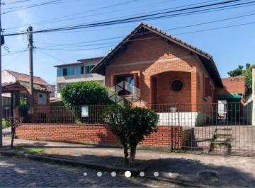Casa · 110m² · 2 Quartos · 4 Vagas · Casa térrea com 2 dormitórios, suíte, amplo pátio, próximo Zaffari Tristeza, para venda no Bairro Tr