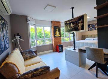 LIVING · Apartamento no Centro Histórico de Porto Alegre Mobiliado