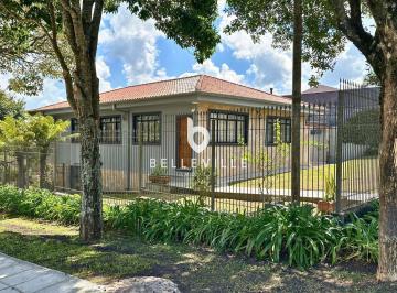 Casa · 276m² · 3 Quartos · 2 Vagas · CASA COM TERRENO VALORIZADO EM CURITIBA – OPORTUNI