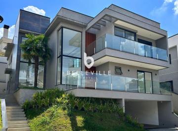 Casa · 380m² · 4 Quartos · 4 Vagas · Casa Nova em Condomínio à venda com 4 Suítes e 04
