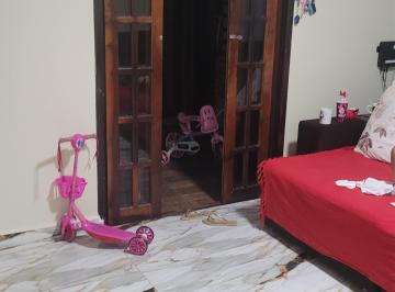 Casa en Venda de 2 quartos  · Vende se um casa com sobrado