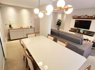ip8u142owq1nza1mjllowuy_md · Apartamento com 3 dormitórios, À VENDA no Embaré.