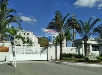 Apartamento · 44m² · 2 Quartos · 1 Vaga · Charmoso Apê Reformado em Condomínio!
