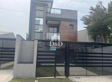 Casa · 141m² · 3 Quartos · 1 Vaga · Sobrado à venda no bairro Capão Raso - Curitiba/PR