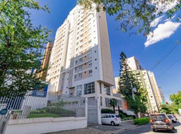 Apartamento de 2 quartos, Curitiba · Apartamento mobiliado 2 suítes e duas vagas a uma quadra do Shopping Curitiba!