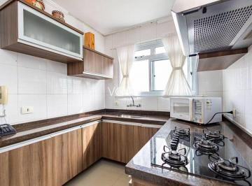 Apartamento · 113m² · 3 Quartos · 1 Vaga · Apartamento no Batel, com 3 quartos sendo 1 suíte e 1 vaga