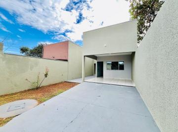 Casa de 3 quartos, Caldas Novas · Casa à venda em Caldas Novas – Bairro Itanhangá 2
