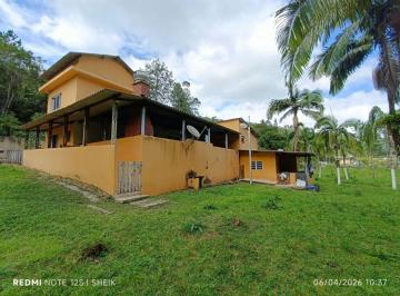 Rural de 4 quartos, Juquitiba · Sítio Encantador na Divisa Juquitiba/Miracatu – Abundância em Águas e Conforto