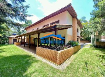 Casa · 610m² · 7 Quartos · 3 Vagas · Cond. Sto Antônio do Forte 7d/5sts. Piscina, gourmet, hóspedes e caseiro!