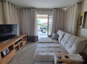 Casa de 5 quartos, Vicente Pires · Casa com 1100 m² e 5 quartos à venda em Vicente Pires