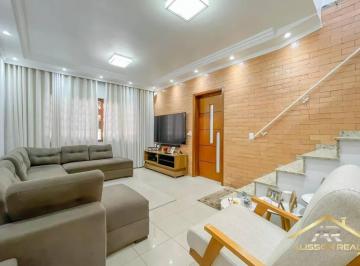Casa · 175m² · 3 Quartos · 2 Vagas · Sobrado à venda com 173m², 3 quartos (1 suíte) e 2 vagas