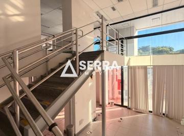 Foto 01 · Ondina | Loja térrea 300m² | Mezanino | 5 vagas | Elevador PCD | Alto fluxo | Total Conforto e Segur