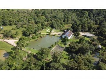 Rural · 545m² · 4 Quartos · CHÁCARA QUATRO BARRAS - PR