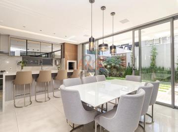 Casa · 342m² · 3 Quartos · 6 Vagas · Casa com 3 Suítes à Venda no Residencial Park Boulevard | Santo Inácio Curitiba