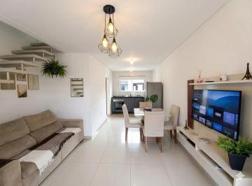 Casa · 63m² · 2 Quartos · 2 Vagas · Casa Geminada 2 Quartos - Bela Vista