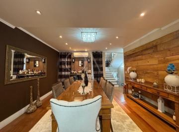 Casa · 450m² · 5 Quartos · Casa à venda - em Alphaville