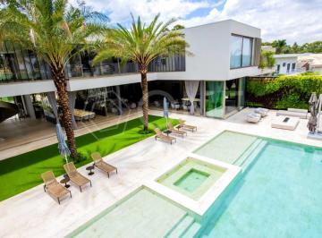 Casa · 3323m² · 6 Quartos · Casa à venda - em Tamboré