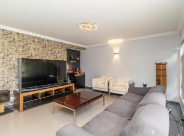 03bd18ec-73c0-46bd-a31f-af1b77888666 · Excelente sobrado para venda em Jardim Virginia Bianca com 3 quartos, sendo 3 suítes, 316m²