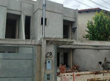 Casa · 120m² · 3 Quartos · 2 Vagas · Casa assobradada com 120m², 4 banheiros sendo 3 suítes e duas vagas de garagem.