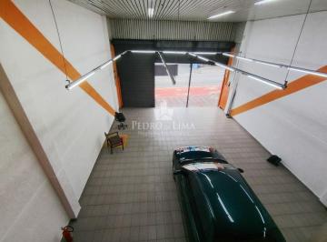 Comercial · 132m² · Salão Grande na rua Apucarana a 580 metros do Metrô Carrão