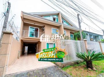 Casa · 210m² · 3 Quartos · Casa à venda - em Cajuru