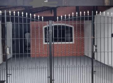 Casa de 2 quartos, Praia Grande · Casa com 2 dorms (1 suíte), 02 vagas para locação em Vila Caiçara - Praia grande