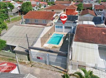 Casa · 100m² · 2 Quartos · 3 Vagas · Casa com Piscina no Brejatuba - 04 Quadras do Mar
