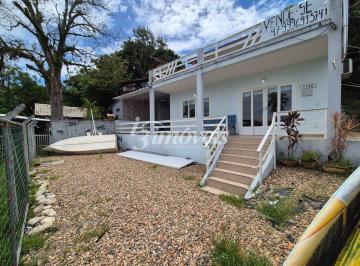 Casa · 133m² · 3 Quartos · 4 Vagas · Casa à Venda, 3 Quartos Sendo 1 Suíte, 4 Vagas, Praia Armação Itapocorói, Penha-Sc.