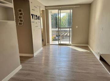 Apartamento · 63m² · 2 Quartos · 1 Vaga ·
APARTAMENTO COM SACADA E CHURRASQUEIRA – PRONTO PARA MORAR